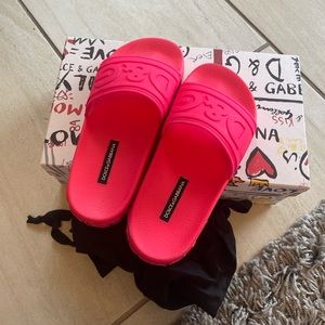 Dolce&Gabbana Womens logo rubber slides Pink Size 35